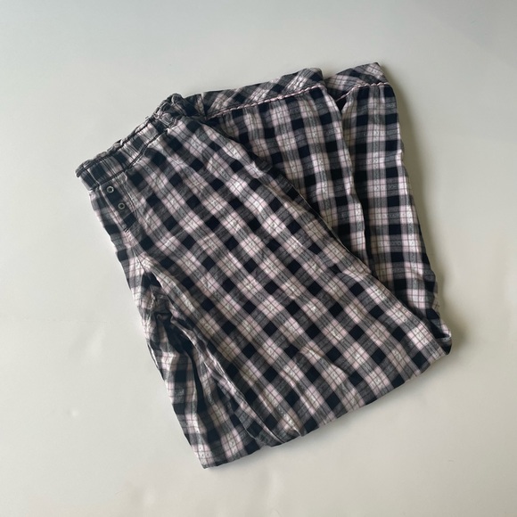 Pink VS sleep set - Picture 3 of 3